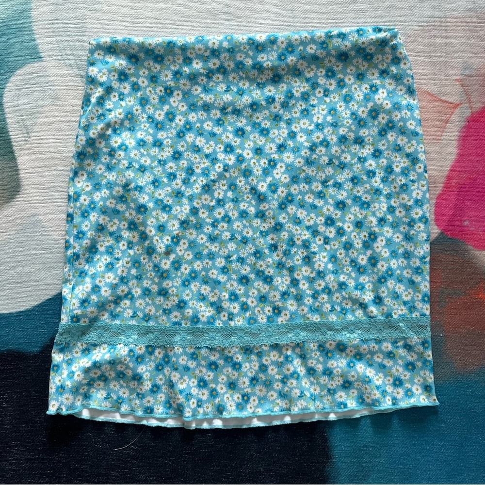 Floral Mini Skirt with Lace Detail